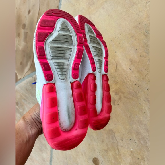 Nike Air Max 270
White Volt Pink Blast Indigo (Women's) ES - Picture 5 of 6